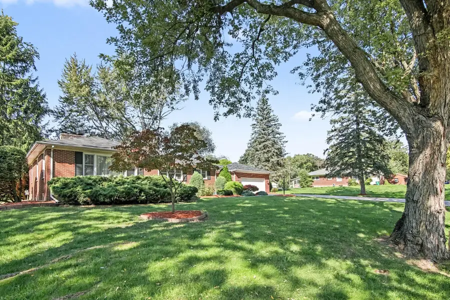 43 N Clubview Drive, Ypsilanti, MI 48197 - #3