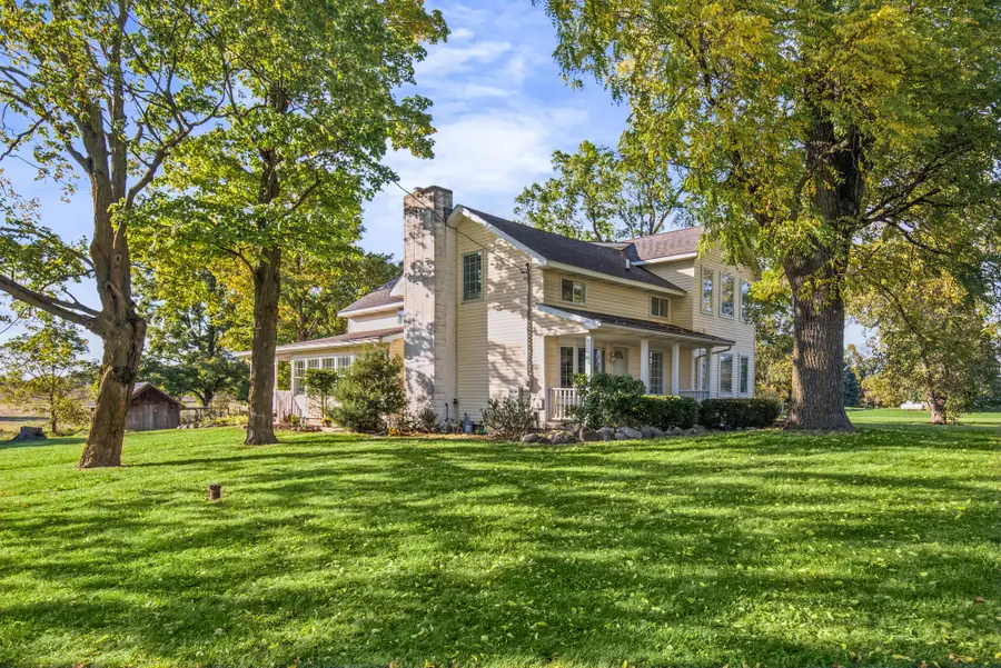 10622 S Francis Road, Dewitt, MI 48820 - #2