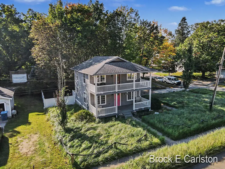 2169 Mccracken Street, Muskegon, MI 49441 - #3