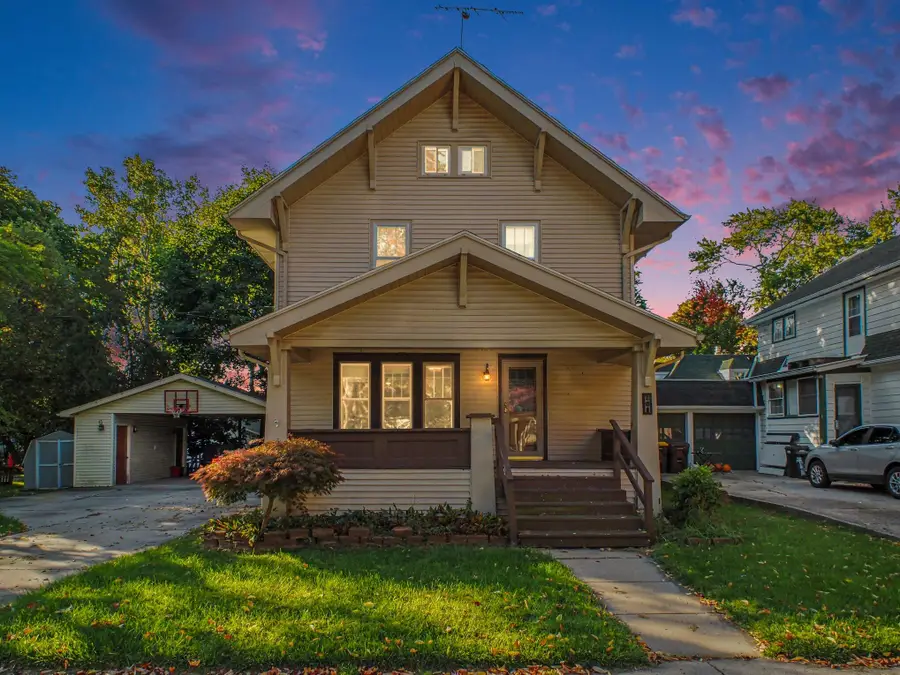 208 Walnut Street, Alma, MI 48801 - #2