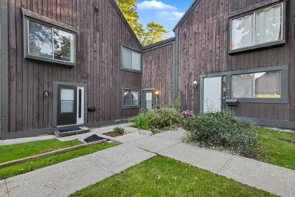 236 Falkirk Court #16, Kalamazoo, MI 49006