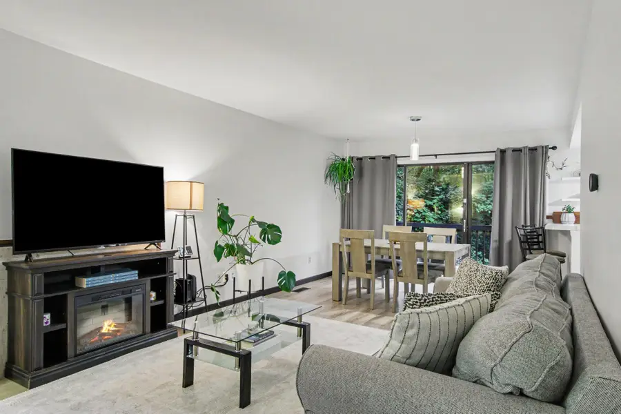 236 Falkirk Court #16, Kalamazoo, MI 49006 - #3