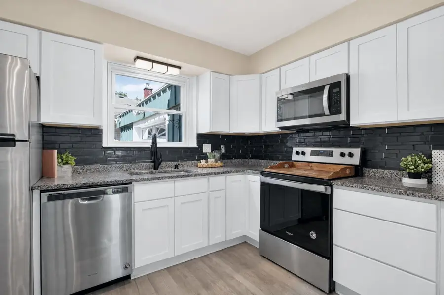 5486 Sherwood Drive, Jackson, MI 49201 - #3