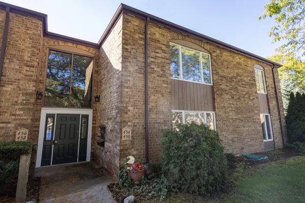 454 Barkwood Court Nw, Grand Rapids, MI 49534