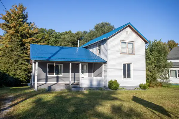 466 N Center Street, Hartford, MI 49057