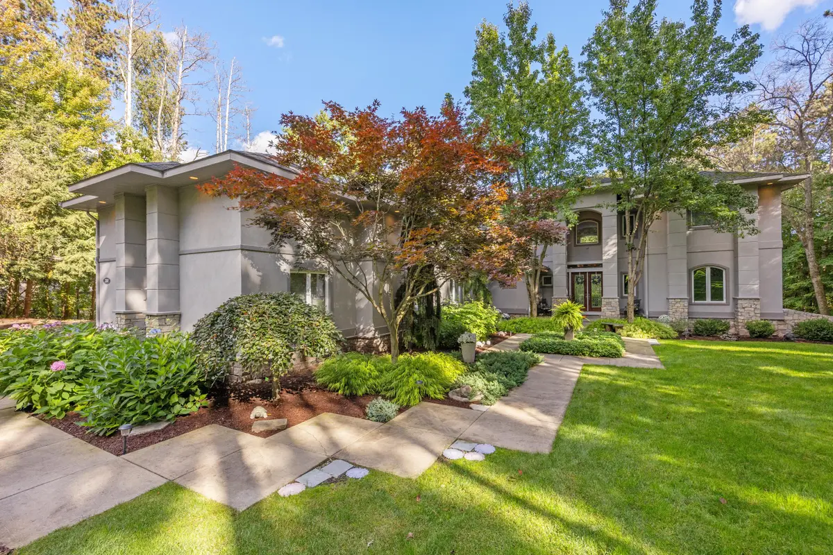 3300 Bluewater Pines Drive Ne, Grand Rapids, MI 49525 - #1