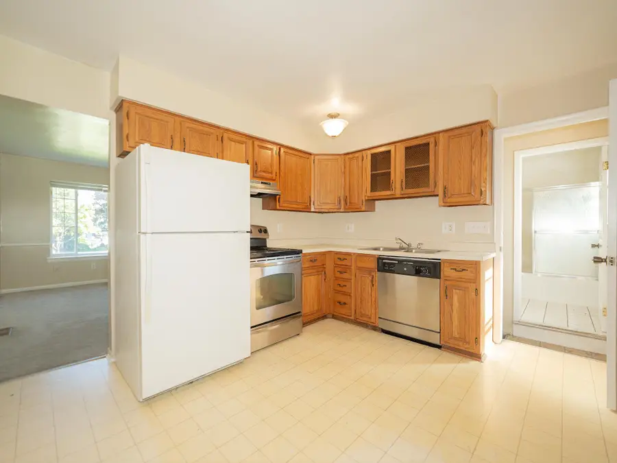 5667 Sunset Trail, Ypsilanti, MI 48197 - #2