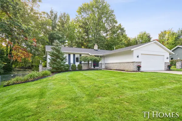 2472 Appleton Drive Ne, Grand Rapids, MI 49525