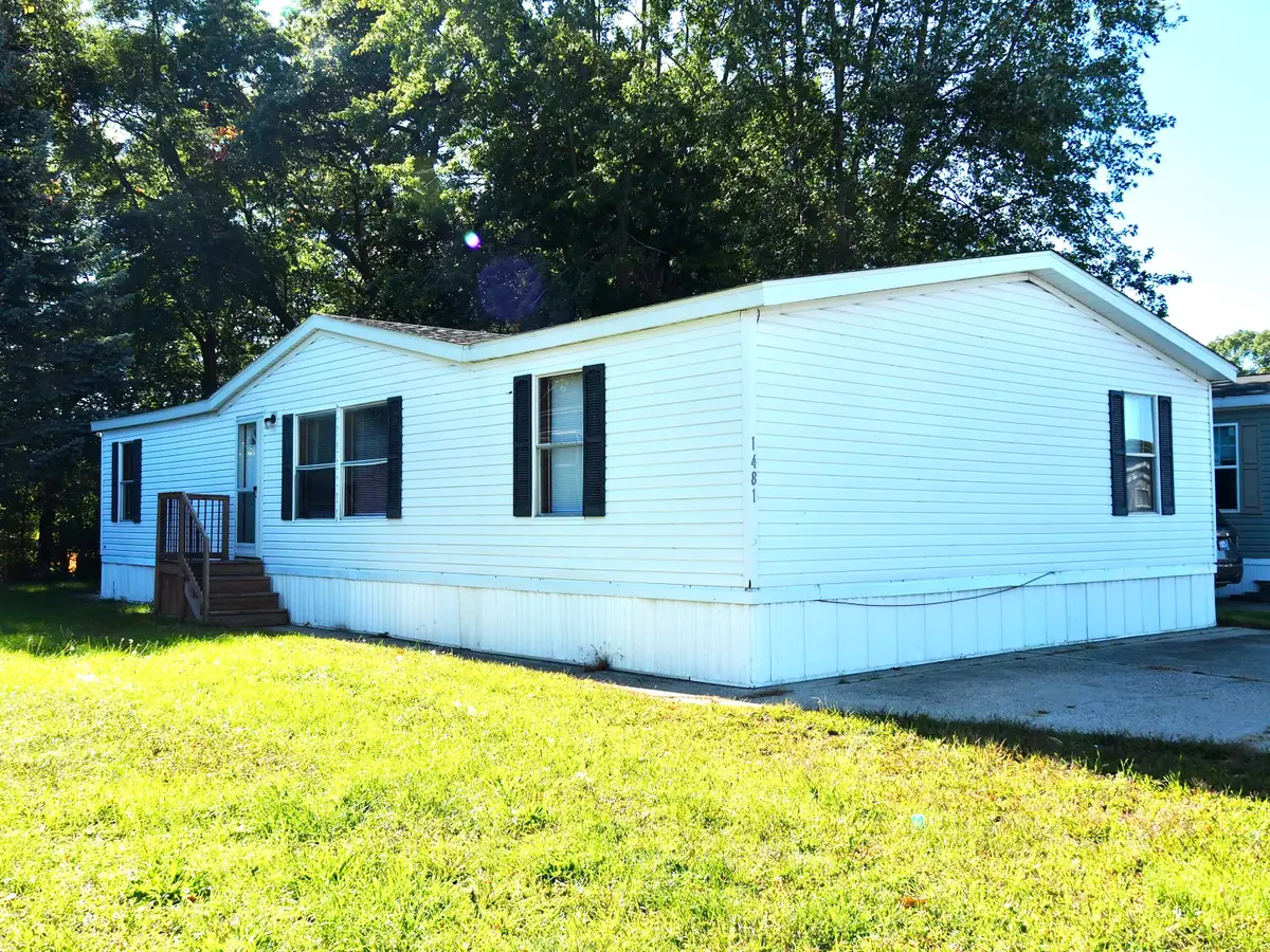 1481 Kenora Street, Norton Shores, MI 49444 - #1