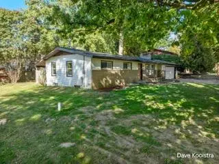 1575 Mullins Avenue Nw, Grand Rapids, MI 49534 - #2