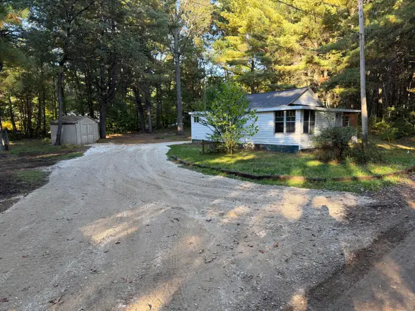 300 E Madison Road, Twin Lake, MI 49457