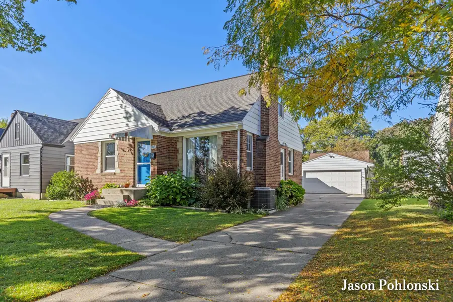 1805 Fremont Avenue Nw, Grand Rapids, MI 49504 - #2