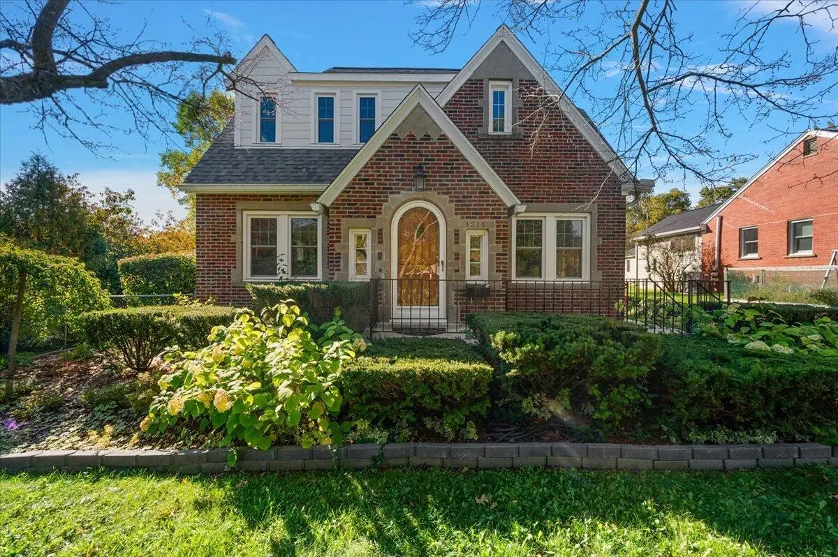 1315 W Stadium Boulevard, Ann Arbor, MI 48103 - #1