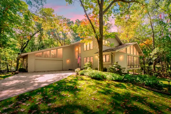 5062 Colony Woods Drive, Kalamazoo, MI 49009