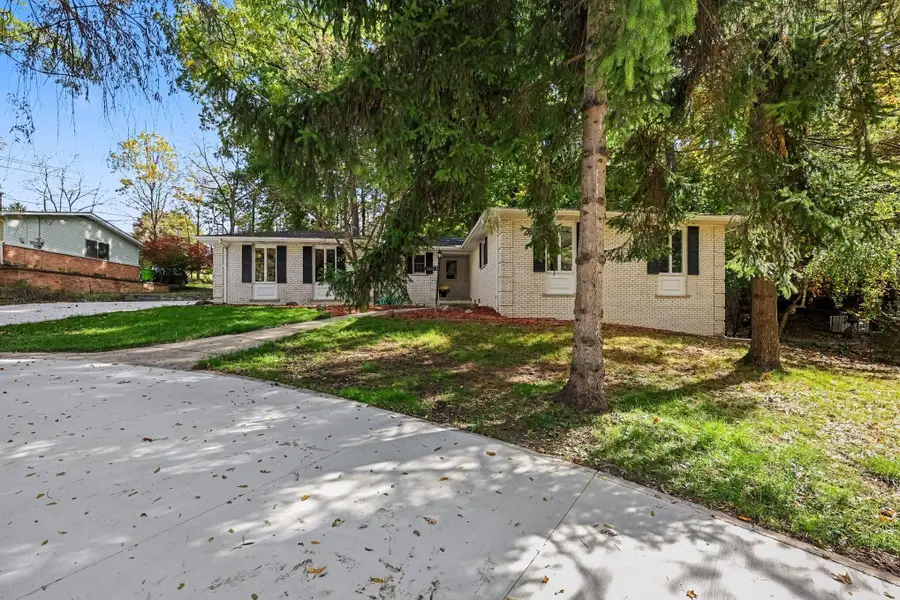 4120 Loch Alpine Drive E, Ann Arbor, MI 48103 - #3
