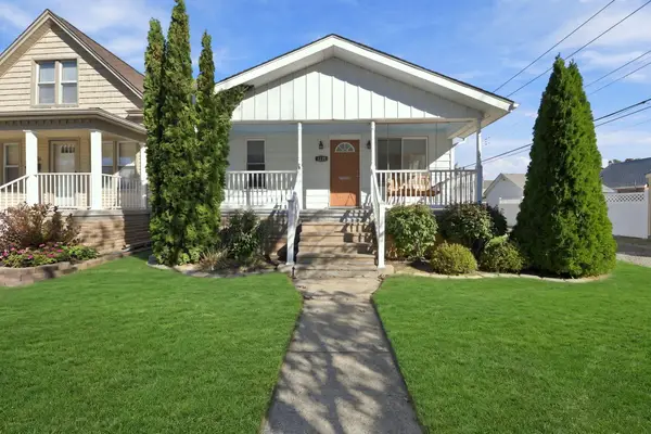 1228 Poplar Street, Wyandotte, MI 48192