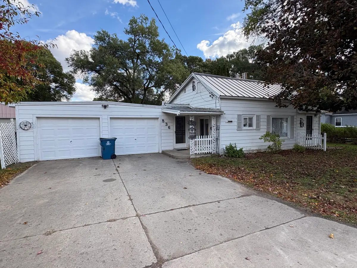 836 N Cherry Street, Evart, MI 49631 - #1