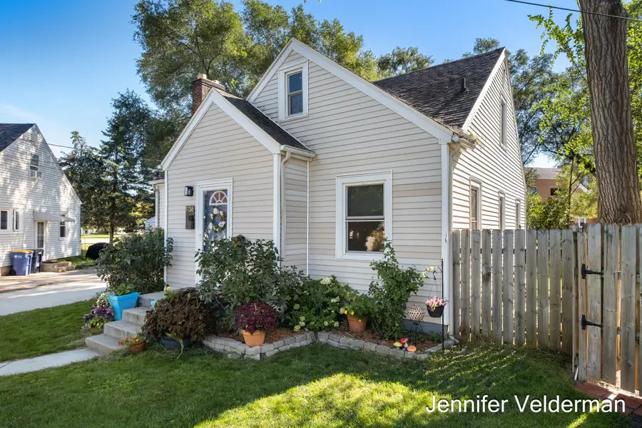 1138 Kelsey Street Ne, Grand Rapids, MI 49505 - #3
