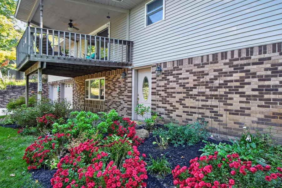 105 Southwood Drive, Jerome, MI 49249 - #3
