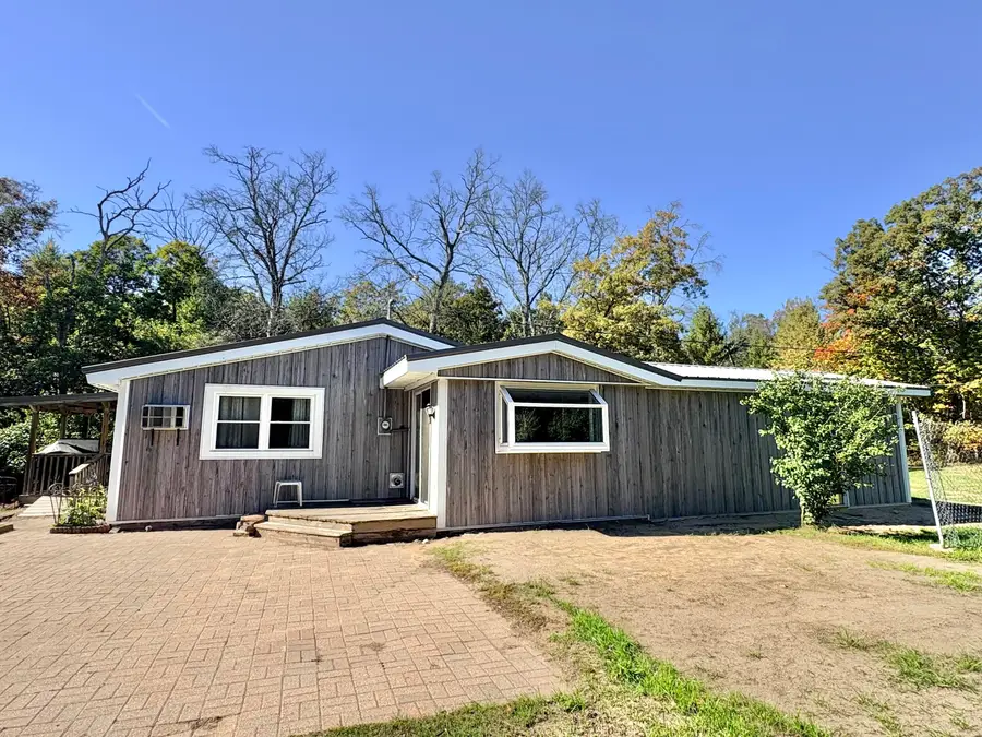 2330 W 76th Street, Baldwin, MI 49304 - #2