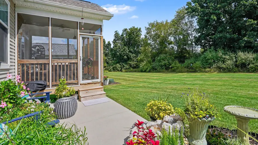 5725 Trail Side Lane, Whitmore Lake, MI 48189 - #3