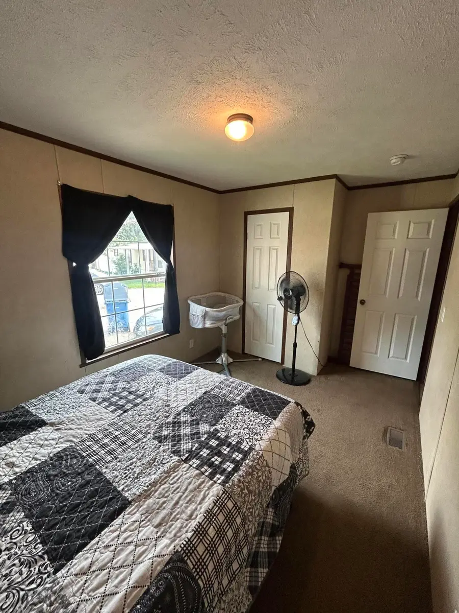 71 Southbrook Street Se, Grand Rapids, MI 49548 - #3