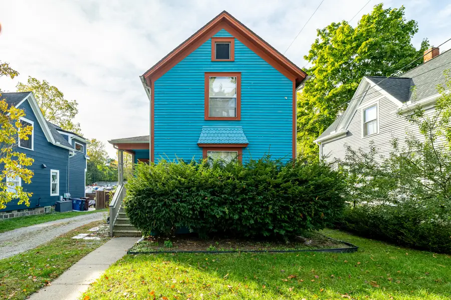 605 W Washington Street, Ann Arbor, MI 48103 - #2