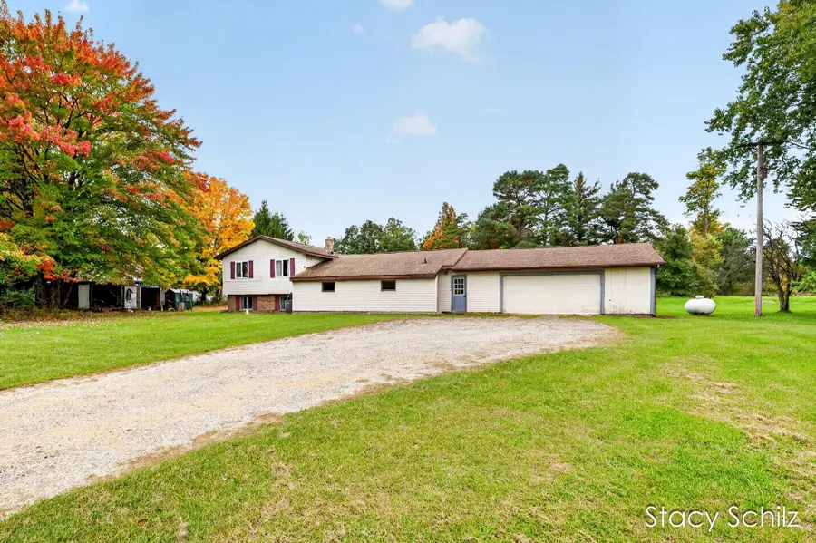 6248 S M66 Highway, Nashville, MI 49073 - #2