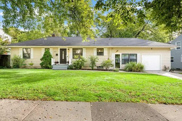 2100 Cambridge Drive Se, Grand Rapids, MI 49506