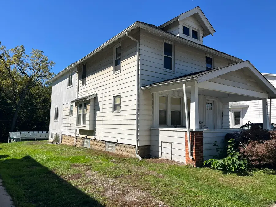 25969 E Huron River Drive, Flat Rock, MI 48134 - #2