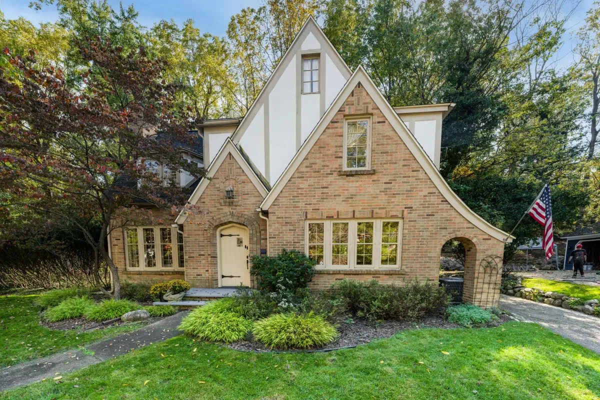 2763 Bronson Boulevard, Kalamazoo, MI 49008 - #1