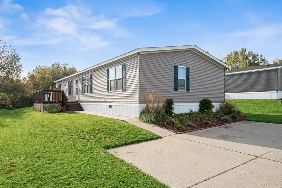1442 Red Oak Lane Ne, Belmont, MI 49306 - #2