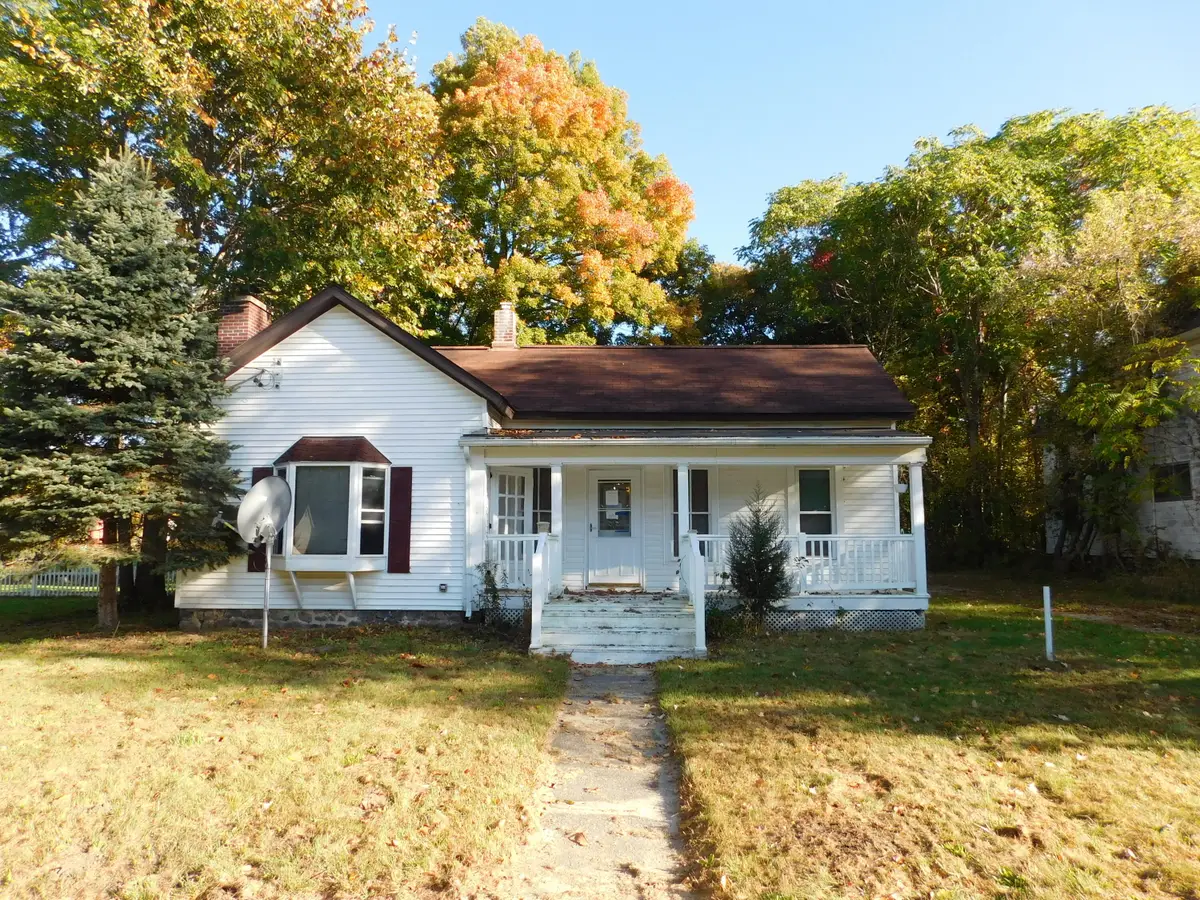 214 E Commercial Drive, Norvell, MI 49263 - #1