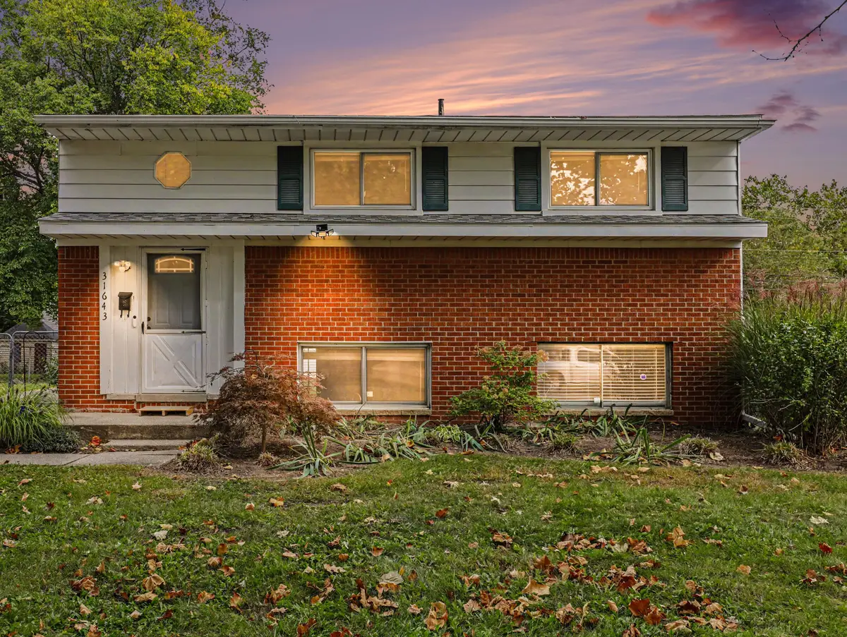 31643 E Ditner Drive, Rockwood, MI 48173 - #1