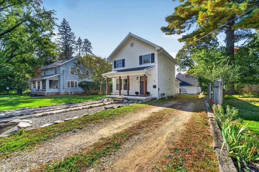 407 High Street, Marshall, MI 49068 - #3