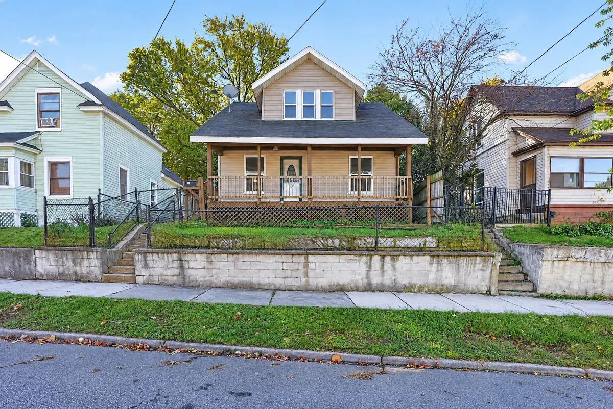 750 Olympia Street Sw, Grand Rapids, MI 49503 - #1
