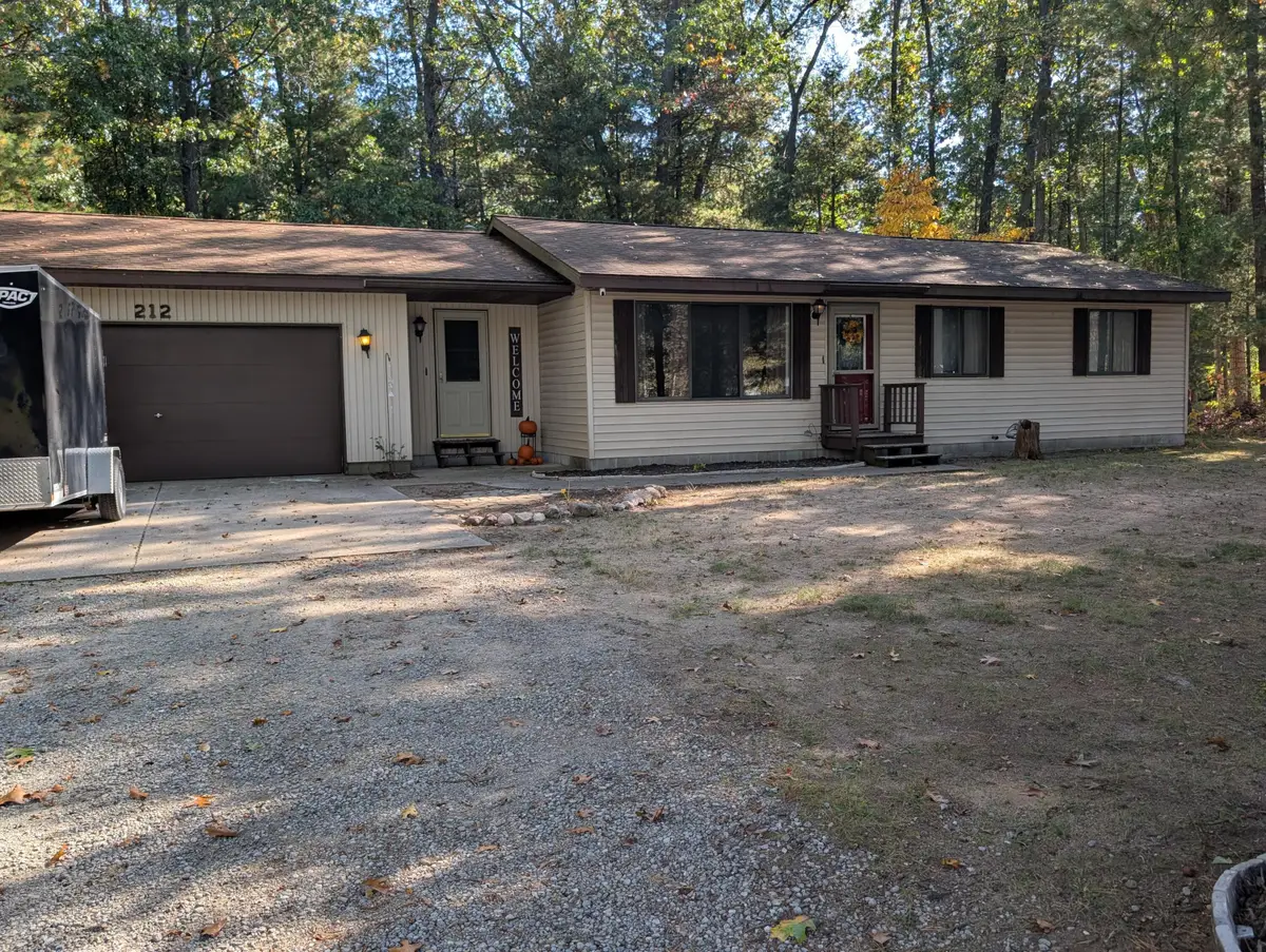 212 S Broton Road, Muskegon, MI 49442 - #1