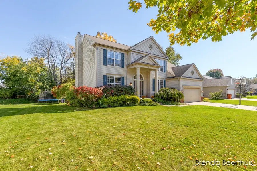 7050 Concolor Drive Ne, Rockford, MI 49341 - #2