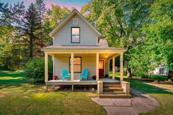 166 N West Street, Coloma, MI 49038