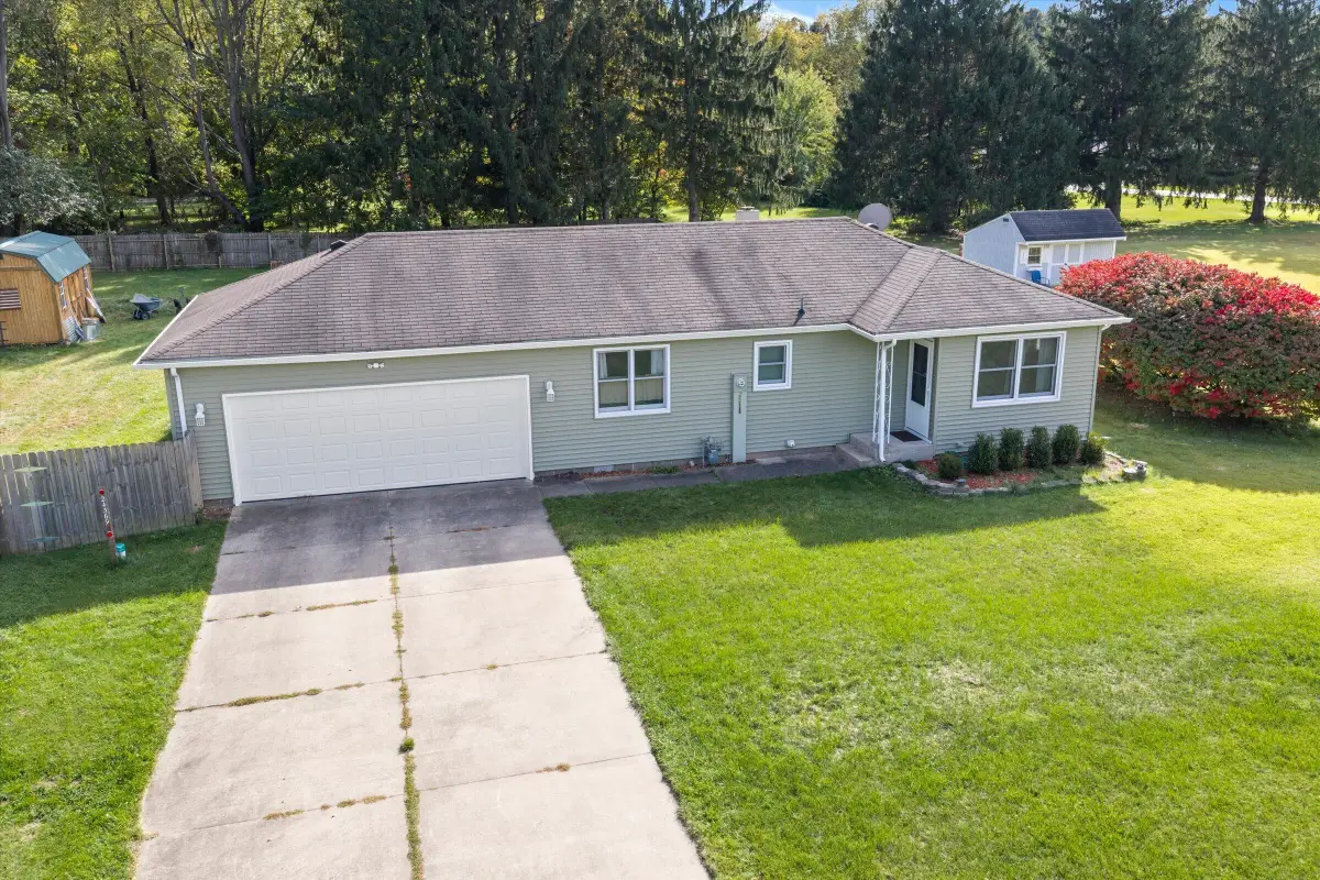 24369 Oak Street, Edwardsburg, MI 49112 - #1