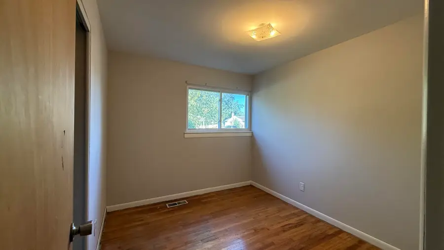 1375 Desoto Avenue, Ypsilanti, MI 48198 - #3