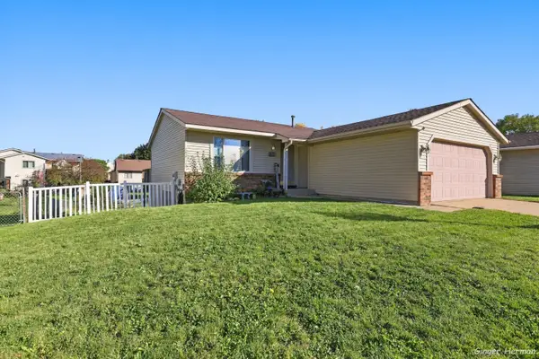 2635 Thorn Creek Street Se, Kentwood, MI 49508
