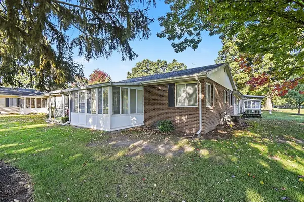 5722 Leisure South Drive Se, Kentwood, MI 49548