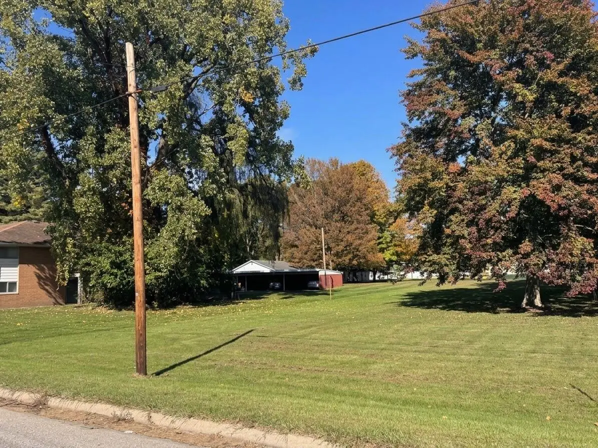 V/L 115 E Monroe Street #Div 2, Bangor, MI 49013 - #1