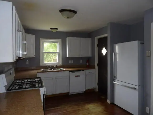 618 6th Street, Jackson, MI 49203 - #3