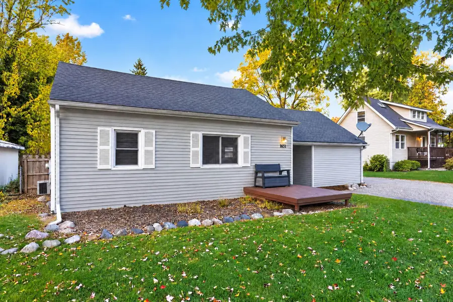 1631 Mount Vernon Ave Avenue, East Lansing, MI 48823 - #2