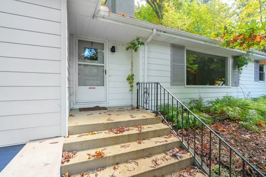 2211 Rambling Road, Kalamazoo, MI 49008 - #2