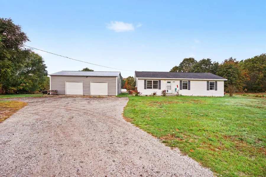 4233 S 132nd Avenue, Hesperia, MI 49421 - #2