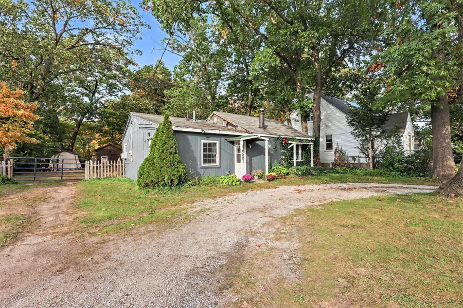 1492 E Broadway Avenue, Norton Shores, MI 49444 - #3