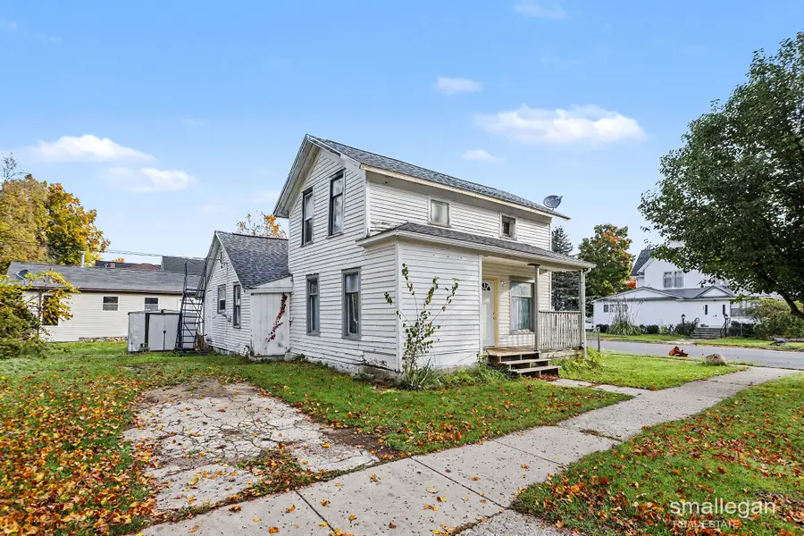 221 Maple Street, Nashville, MI 49073 - #2
